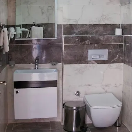 Szálloda Berlin Nisantasi 3*