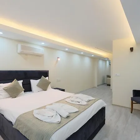 Szálloda Berlin Nisantasi 3*
