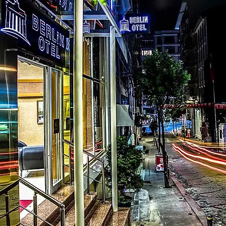 Ξενοδοχείο Berlin Nisantasi 3*