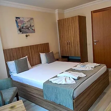 Szálloda Berlin Nisantasi 3*