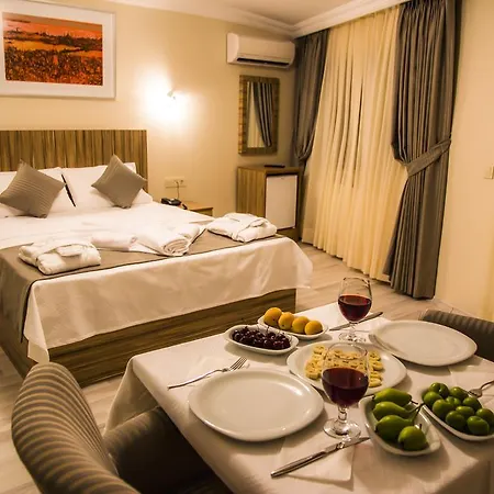 Berlin Nisantasi Szálloda 3*