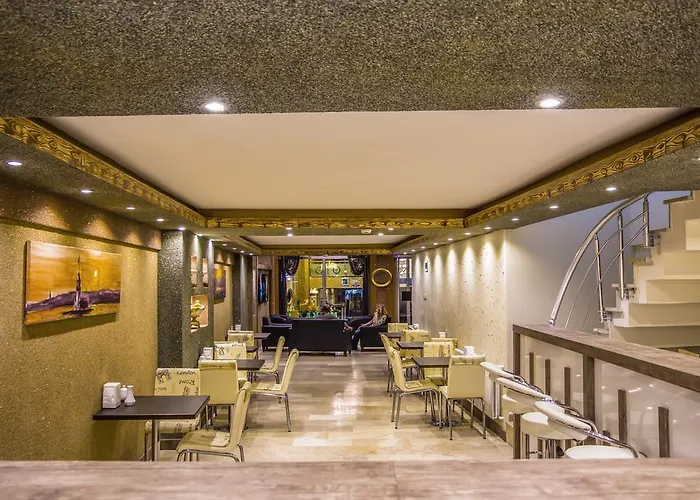 Berlin Nisantasi Hotel 3*